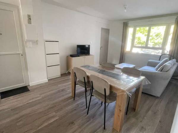 Colocation / Appartement 4 pièces de 64 m², Mérignac, Rue des Heliotropes / Photo 2