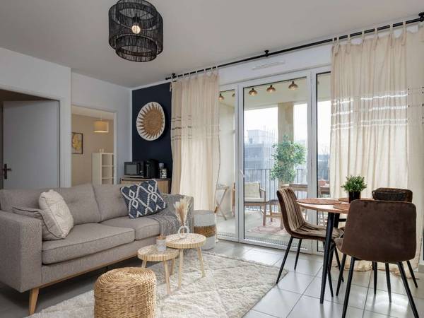 Colocation / Appartement 4 pièces de 68 m², Bordeaux, Rue Pauline Viardot / Photo 2