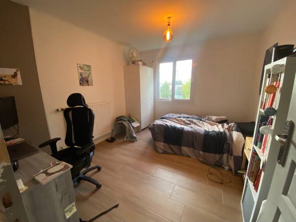 Colocation / Maison 5 pièces de 116 m², La Roche-sur-Yon, Impasse de la Grande Forge / Photo 9