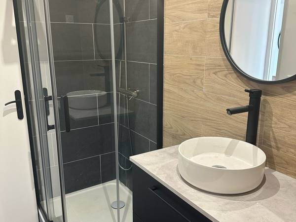 Colocation / Appartement 4 pièces de 69 m², Créteil, Rue des Pinsons / Photo 2