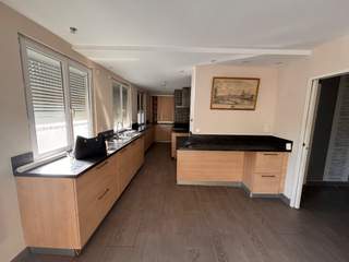 Room share / 4 rooms apartment · 80 m², Tourcoing, Rue de Tournai