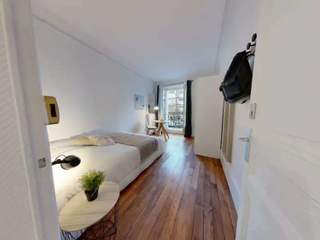 Colocation / Appartement 5 pièces de 53 m², Paris, Rue des Cloÿs