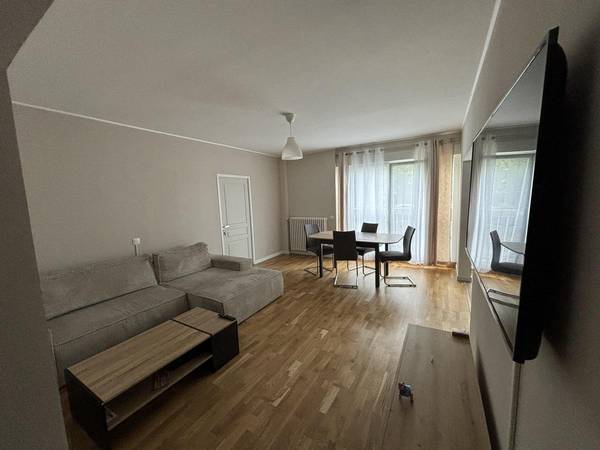Colocation / Appartement 4 pièces de 94 m², Metz, Avenue de Strasbourg / Photo 2