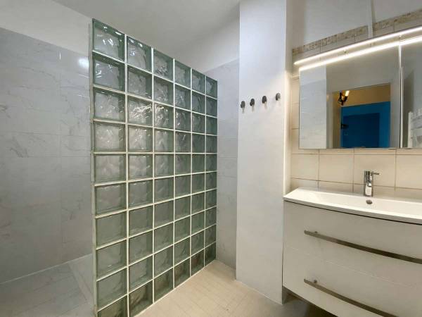 Flatsharing / 3-bedroom flat · 70 m², Lyon, Rue Père Chevrier / Photo 4