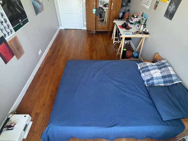 Sous-location / Appartement 4 pièces de 95 m², Paris, Avenue de la Porte Chaumont / Photo 12