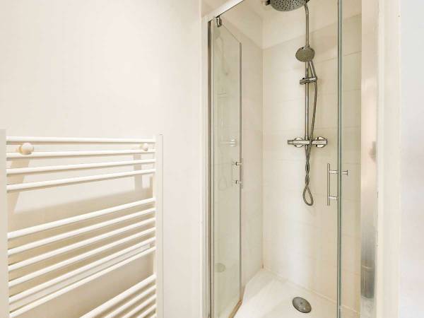 Colocation / Appartement 6 pièces de 93 m², Bordeaux, Cours Pasteur / Photo 3