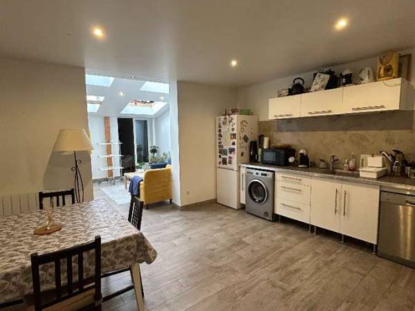 Colocation / Appartement 5 pièces de 97 m², Bordeaux, Rue André Dumercq / Photo 2
