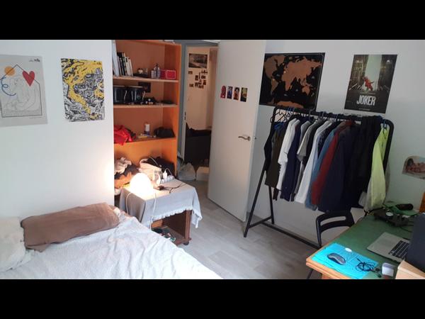 Sous-location / Appartement 4 pièces de 75 m², Aubervilliers, Rue des Noyers / Photo 2