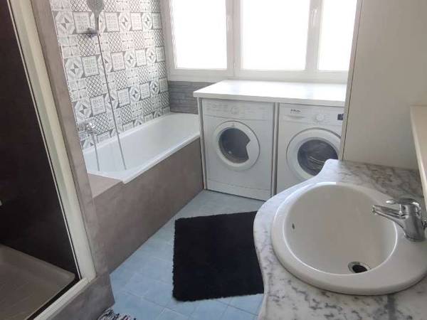 Colocation / Appartement 4 pièces de 83 m², Brest, Rue Général Faidherbe / Photo 2