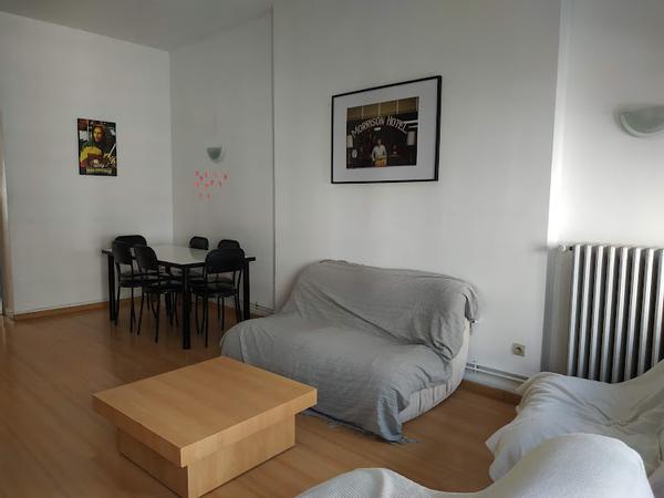 Flatsharing / 5-bedroom flat · 105 m², Saint-Étienne, Rue du 11 Novembre / Photo 2
