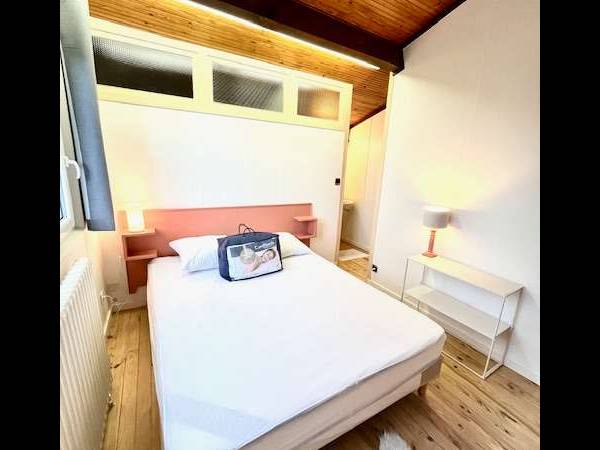 Coliving / Maison 8 pièces de 235 m², Mérignac, Rue Goya / Photo 2