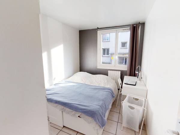 Colocation / Appartement 4 pièces de 67 m², Grenoble, Bis Rue Docteur Calmette / Photo 2