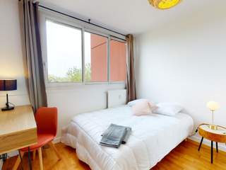 Colocation / Appartement 6 pièces de 93 m², Villeurbanne, Rue du Cimetière