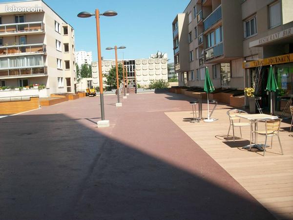 Colocation / Appartement 5 pièces de 100 m², Créteil, Rue Calmette / Photo 2