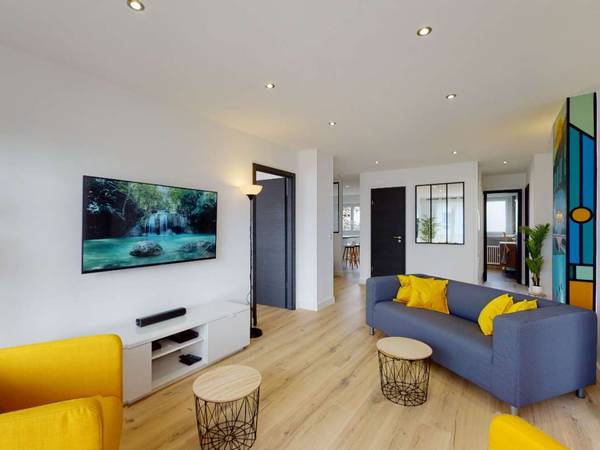 Colocation / Appartement 4 pièces de 108 m², Annemasse, Rue d'Etrembières / Photo 2