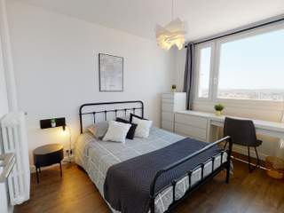 Colocation / Appartement 5 pièces de 80 m², Lyon, Boulevard des Etats Unis