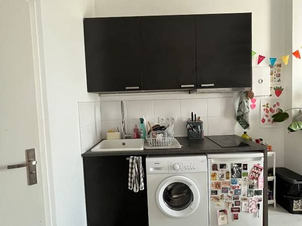 Sous-location / Studio de 20 m², Lyon, Rue Pierre Delore / Photo 2