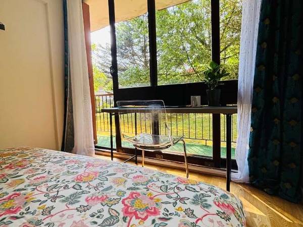 Colocation / Appartement 4 pièces de 70 m², Fontenay-le-Fleury, Square Lulli / Photo 2