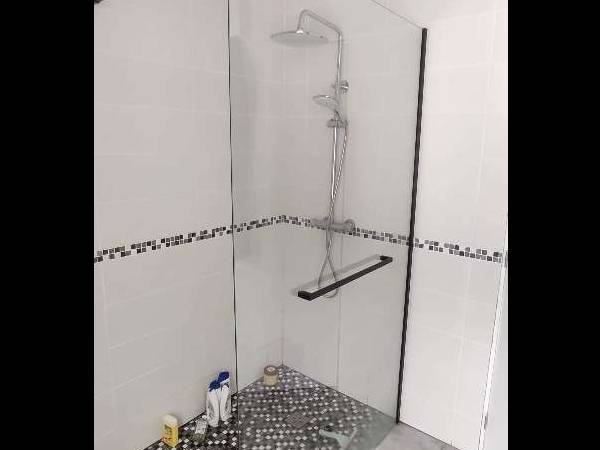 Colocation / Maison 7 pièces de 100 m², Saint-Egrève, Rue des Moutonnées / Photo 4