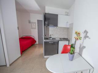 Rental / 1 room residence · 19 m², Toulouse, 1 Rue de Tastavin