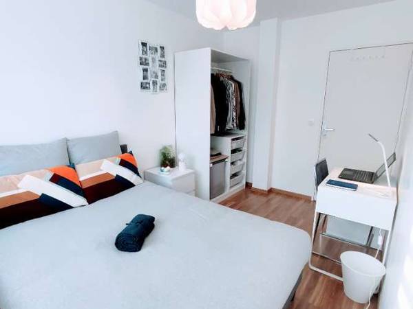 Colocation / Appartement 4 pièces de 85 m², Vezin-le-Coquet, Rue des Sept Iles / Photo 2