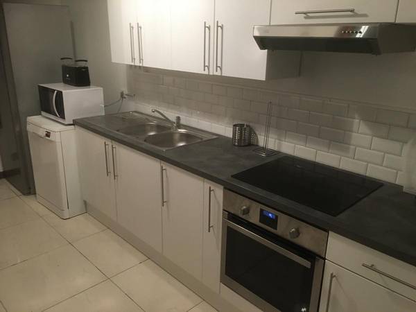 Colocation / Maison 7 pièces de 120 m², Tourcoing, Rue Desurmont Louis-François / Photo 2