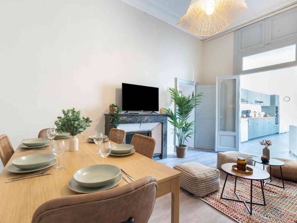 Colocation / Appartement 9 pièces de 220 m², Montpellier, Rue Fournarié / Photo 2