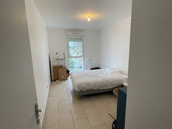 Colocation / Appartement 3 pièces de 65 m², Vernaison, Rue du Coteau / Photo 8