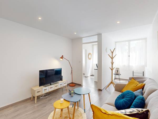 Colocation / Appartement 4 pièces de 76 m², Pau, Avenue Henri Dunant / Photo 2