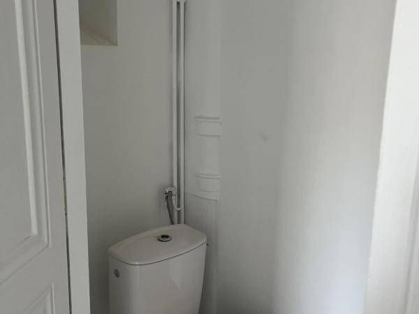 Location / Appartement 3 pièces de 57 m², Lyon, Rue Léon Jouhaux / Photo 12