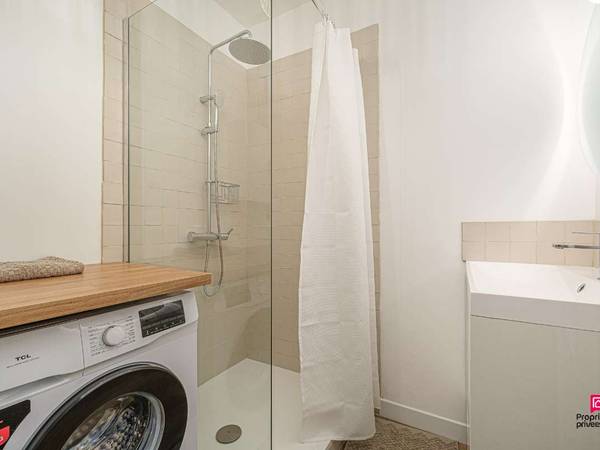 Colocation / Appartement 5 pièces de 99 m², Marseille, Cours Lieutaud / Photo 16