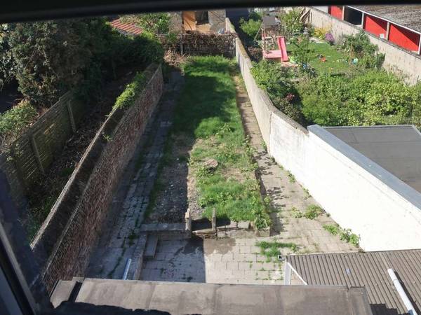 Chambre pour étudiant / Maison 1 pièce de 135 m², Charleroi, Rue de la Cayauderie / Photo 8