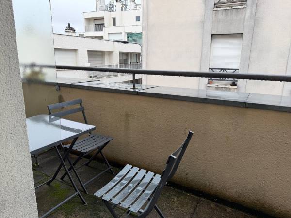 Location / Studio de 15 m², Bordeaux, Impasse Soubiran / Photo 4
