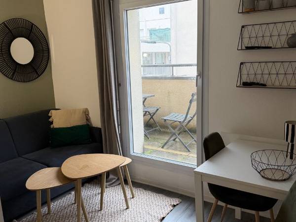 Location / Studio de 15 m², Bordeaux, Impasse Soubiran / Photo 2