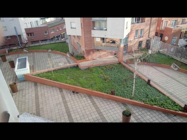 Location / Appartement 4 pièces de 75 m², Saint-Denis, Rue Edouard Vaillant / Photo 2