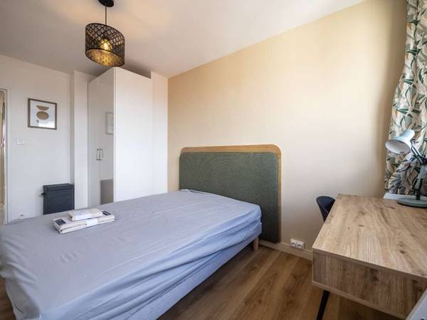 Colocation / Appartement 5 pièces de 90 m², Toulouse, Avenue Emile Dewoitine / Photo 6