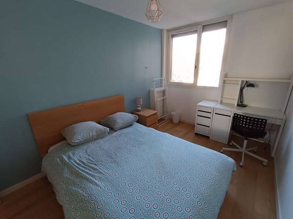 Colocation / Appartement 7 pièces de 110 m², Vénissieux, Rue Ludovic Bonin / Photo 2