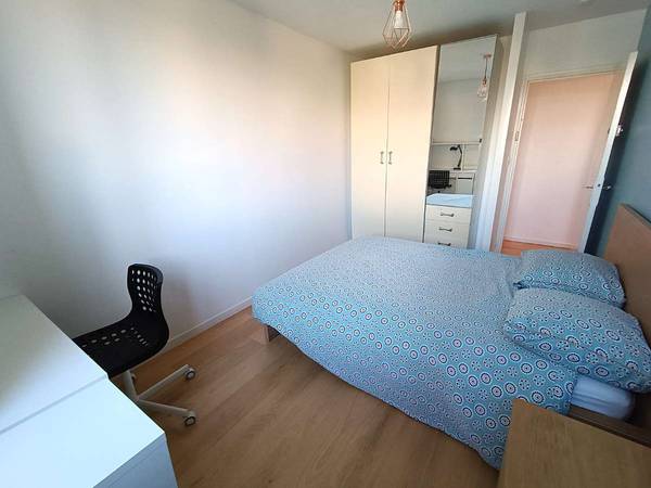 Colocation / Appartement 7 pièces de 110 m², Vénissieux, Rue Ludovic Bonin / Photo 2