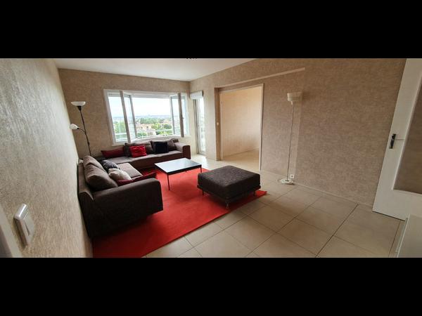 Colocation / Appartement 5 pièces de 84 m², Mérignac, Rue Winston Churchill / Photo 2