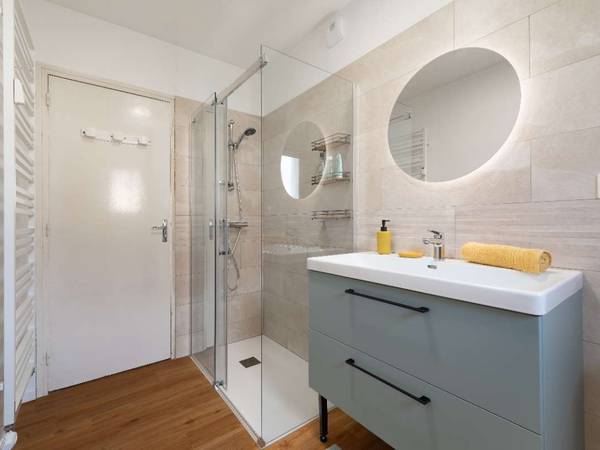 Colocation / Maison 6 pièces de 130 m², Ifs, Rue du Maine / Photo 2