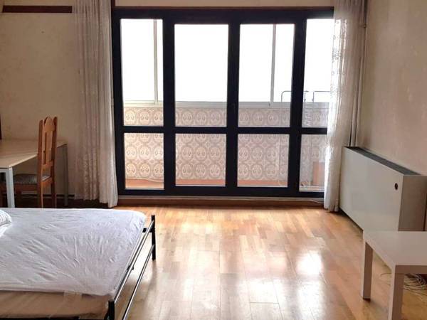 Colocation / Appartement 5 pièces de 90 m², Toulouse, Rue de Périole / Photo 2