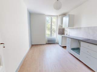 Location / Appartement 2 pièces de 46 m², Saint-Étienne, Rue de Terrenoire