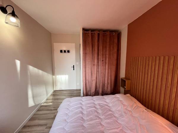 Flatsharing / 4-bedroom flat · 57 m², Saint-Martin-d'Hères, Square le Perier / Photo 2