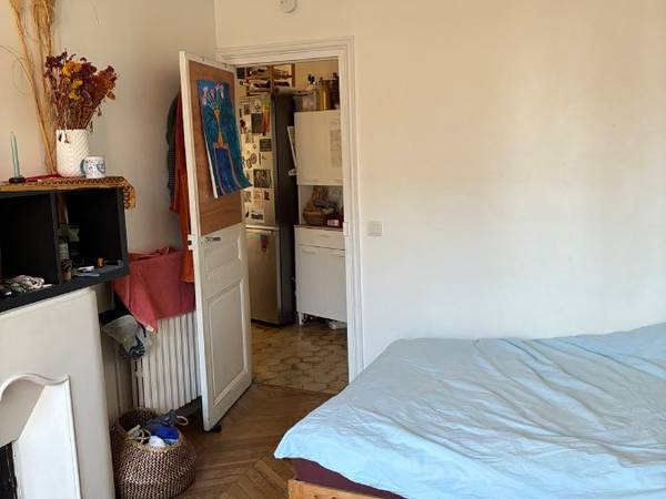 Colocation / Appartement 5 pièces de 80 m², Paris, Boulevard Voltaire / Photo 2
