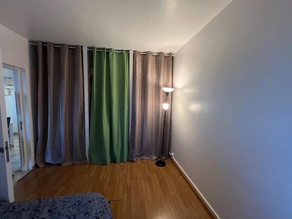 Colocation / Appartement 4 pièces de 81 m², Villejuif, Allée Rembrandt / Photo 8