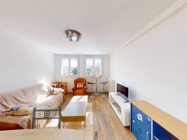 Location / Appartement 4 pièces de 68 m², Toulouse, Rue Léon Bonnat / Photo 2