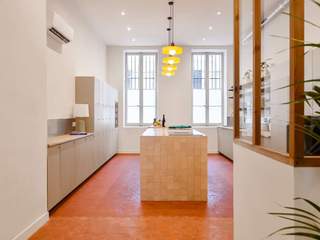 Coliving space / 10-bedroom house · 580 m², Marseille, Rue du Coq