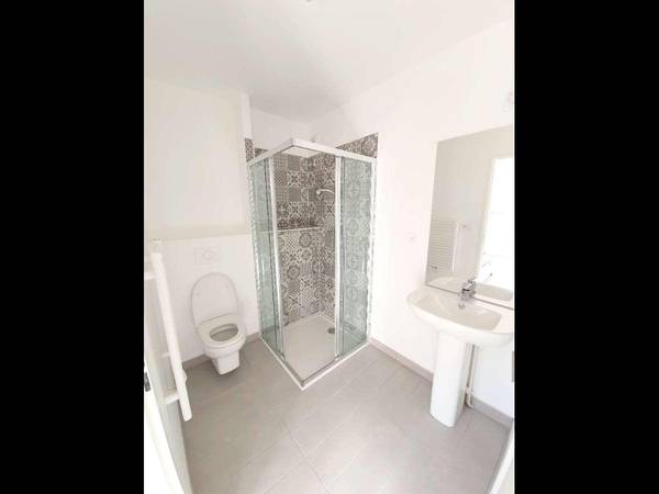 Colocation / Appartement 5 pièces de 88 m², Clichy, Rue Mozart / Photo 2