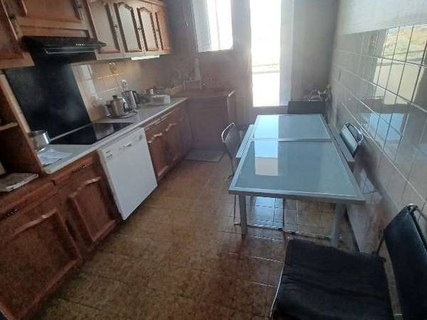 Colocation / Appartement 4 pièces de 68 m², Saint-Martin-d'Hères, Impasse du Pontet / Photo 2