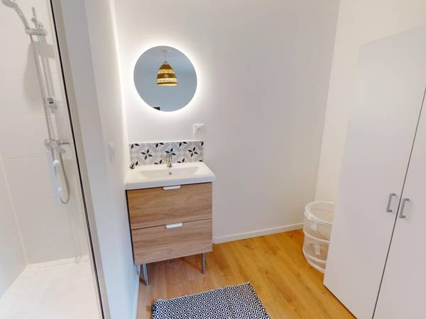 Colocation / Maison 8 pièces de 136 m², Bordeaux, Rue Joseph Fauré / Photo 2